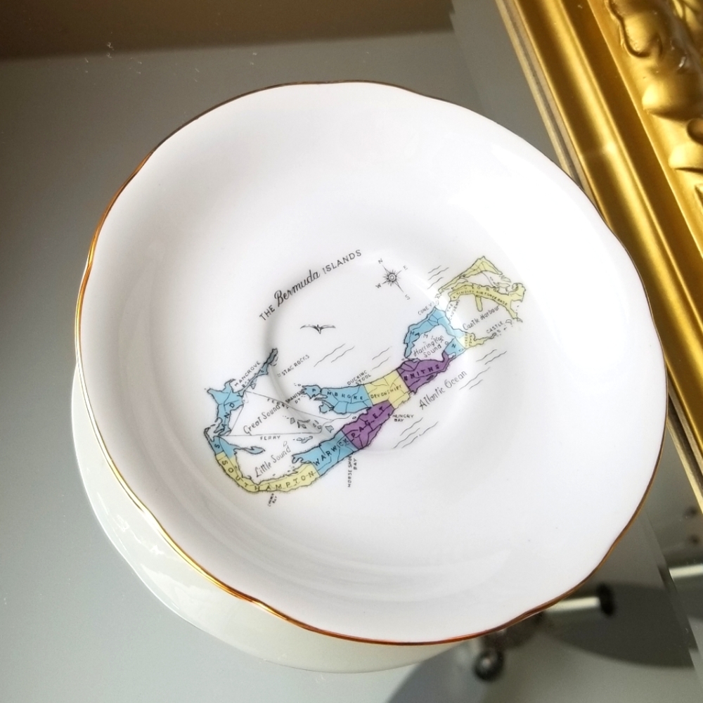 ❗Paragon Fine Bone China Saucer "The Bermuda Islands" 1919-1960 England❗